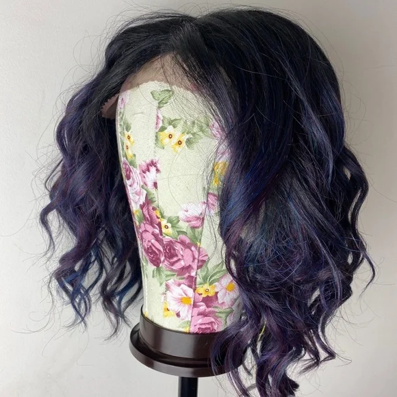 ALA 14” BLUE OMBRE BOB WAVY LACE FRONT WIG💫 *NEW*